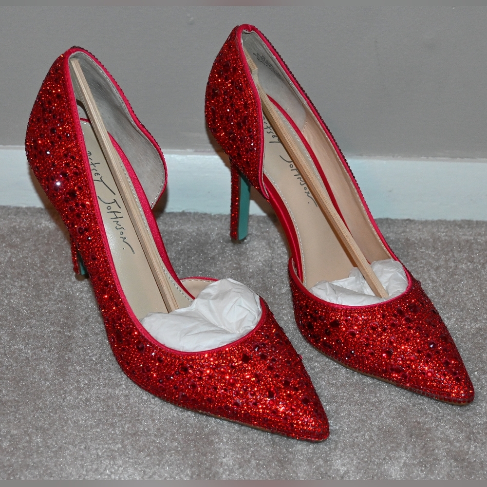 Betsey Johnson pumps